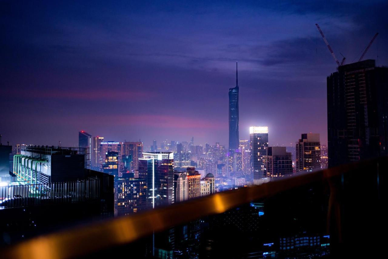 Eaton Residences Klcc By Plush Kuala Lumpur Esterno foto