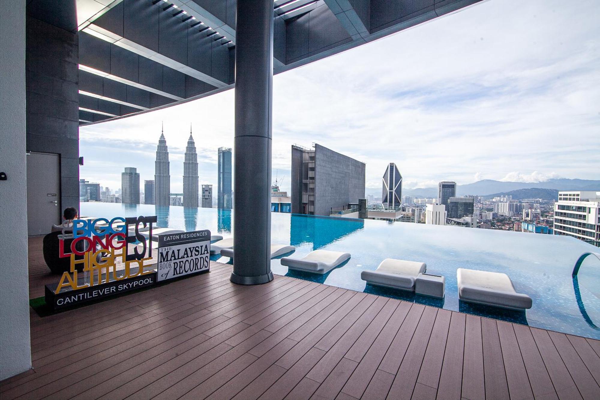Eaton Residences Klcc By Plush Kuala Lumpur Esterno foto